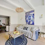 Beautiful Apartment 2Br - 4P Republique Temple