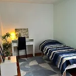 Chambre Equipee Et Meublee- Porte Des Lilas