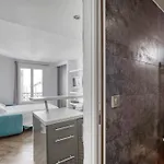 Studio Charmant A Deux Pas De L\'Elysee Luxe Et Confort Au Coeur De Paris