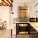 Lovely 51 M Nest In The Heart Of Paris