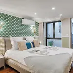 Elegant Triplex In Paris - Ideal For 10 - Aircon
