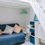 Chic Studio Apartment For 3 - La Villette!