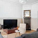 Cute Apartment Paris Montmartre