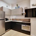 Cosy Home Center Of Paris