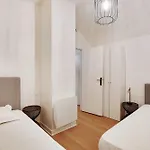 Cosy Home Center Of Paris
