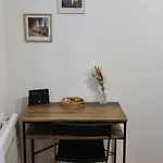Studio Paris 11 Bien Situe Et Fonctionnel