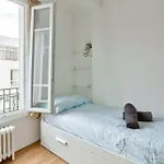Cosy Studio Near Canal Saint Martin