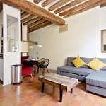 Appartement Quartier Pantheon 2 Free Netflix