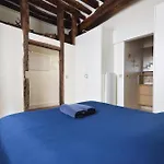 Appartement Quartier Pantheon 2 Free Netflix