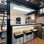 Charming Atypical Apartment - Gare De L\'Est