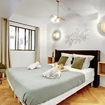 266 Suite Montefiore Superbe Appartement A Paris