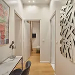 New Apartment 2 Bedrooms Center Of Paris By Studio Prestige