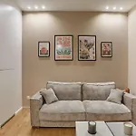 New Apartment 2 Bedrooms Center Of Paris By Studio Prestige