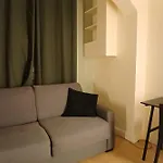 Beautiful T3 With Balcony - Near Parc Monceau