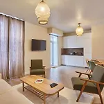 Sublime Flat Paris Bois De Vincennes By Studio Prestige