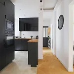 Modern & Refined 1Bdr 4P - Roland Garros