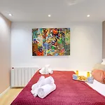 Bluestay 127 - Superb Apartment In Paris
