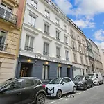 Hotel Maat Batignolles