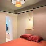 Boutique Style Apartment Sleep4 In 15Em Castagnary