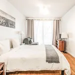 Champs Elysees Flat