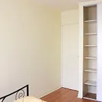 Spacious 3 Rooms With Balcony In Paris