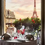 Hotel Plaza Athenee - Dorchester Collection