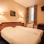 Hôtel Neptune Place d\'Italie