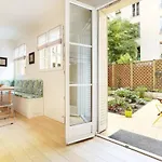 Apartment Champs Elysees By Studio Prestige