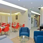 Hotel Du Quai De Seine