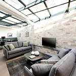 LivinParis - Luxury AC 3 Bedrooms Le Marais I