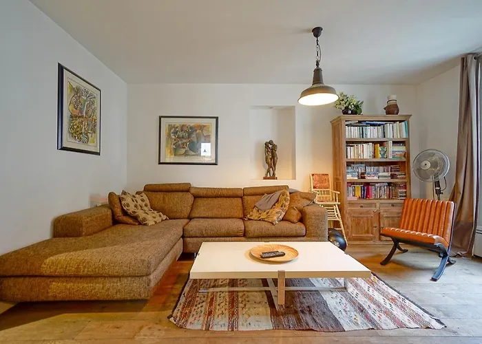 Elegant Apartment In The Marais Paris 3Rd