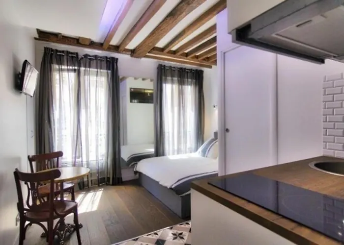 CMG Abbesses / Lepic