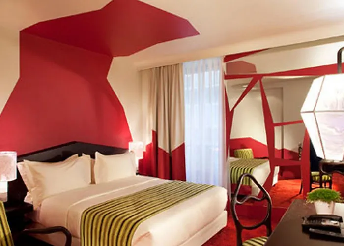 Hôtel Cristal Champs Elysées