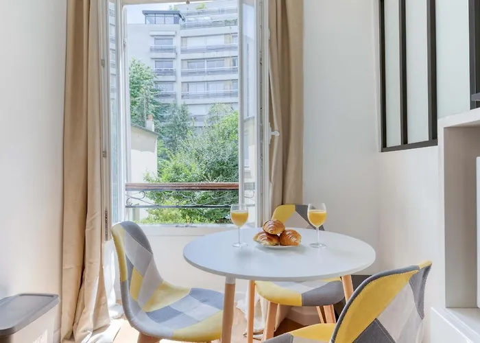 New And Quiet 1 Bdr Flat In The Heart Of Paris 12