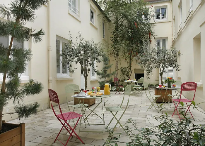 The Originals City, Hotel Lecourbe, Paris Tour Eiffel
