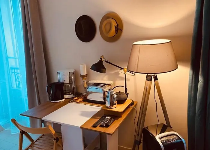 Comfortable Studio Near The Eiffel Tower