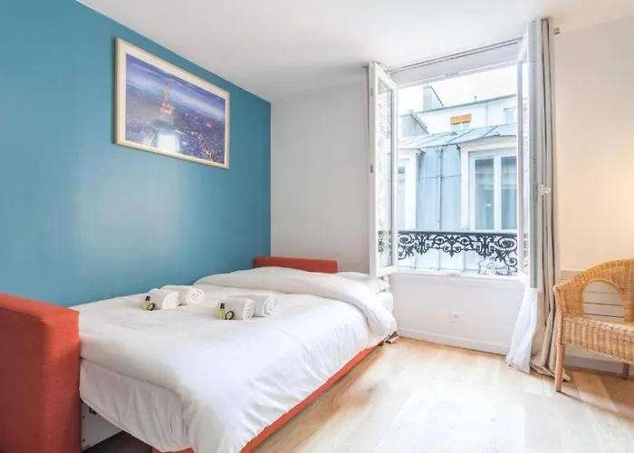 Charming Studio Canal St Martin/Gare De L\'Est