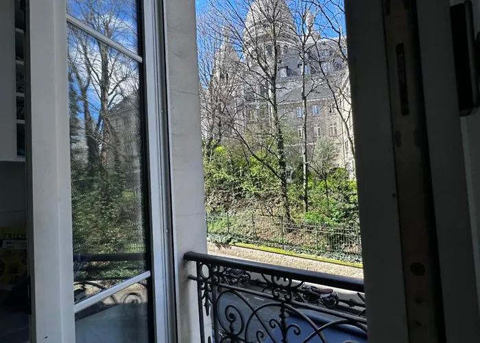 Spacieux Appartement A 50M Du Sacre Coeur - Magnifique Vue