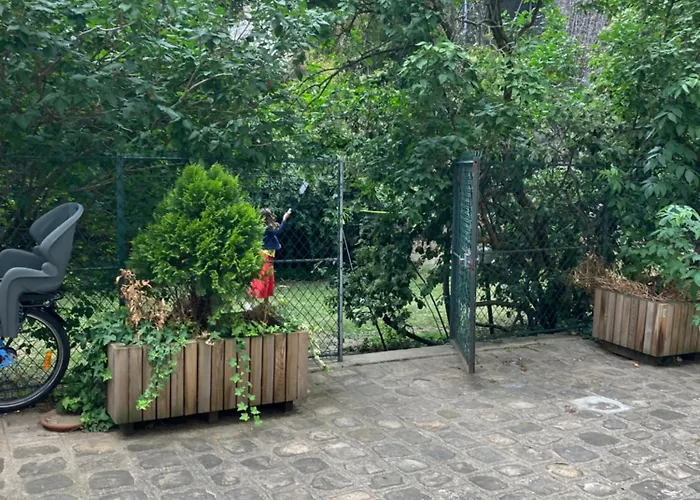 Garden Green