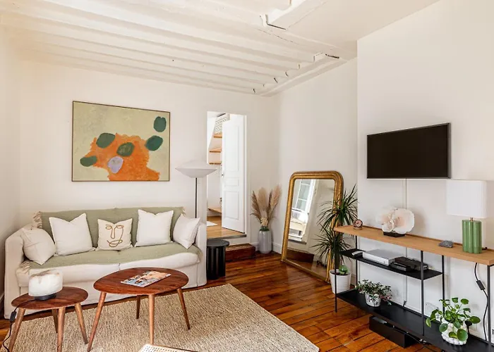 Guestready - Apt De Charme Dans Le Centre De Paris IX