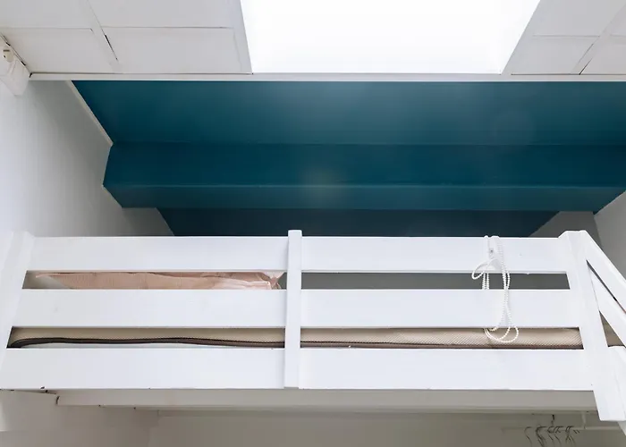 Chic Studio Apartment For 3 - La Villette!