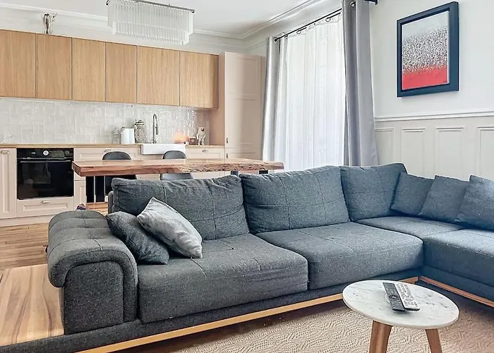 Cute Apartment Paris Montmartre