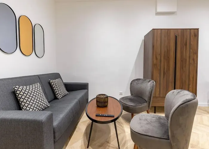 Fleurus Luxembourg Luxury Apartment 6P 2Br