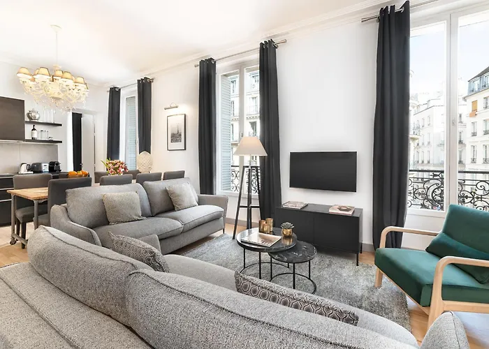 Livinparis - Luxury 3 Bedrooms Le Louvre I