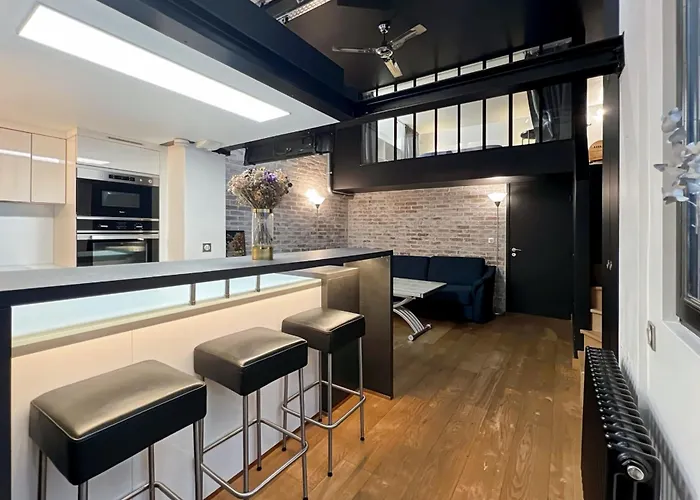 Charming Atypical Apartment - Gare De L\'Est
