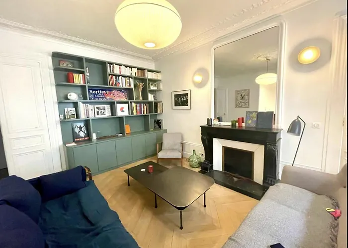 3 Bedrooms In Montmartre