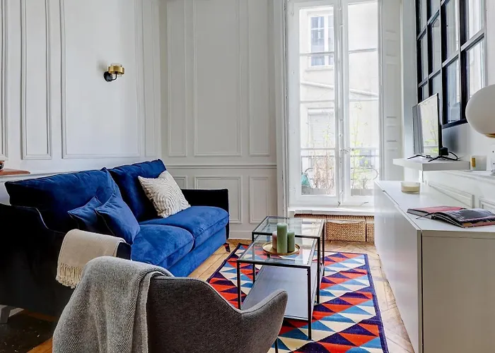 Bnbnook - Parisian Charm: 1Br In Le Marais