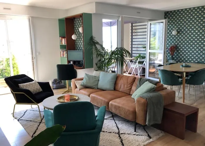 Apartment With Terrace And View Of Paris
