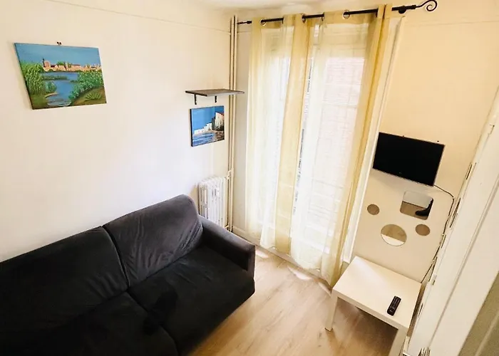 Studio Centre Paris Moderne Et Fonctionnel A Deux Pas De La Seine