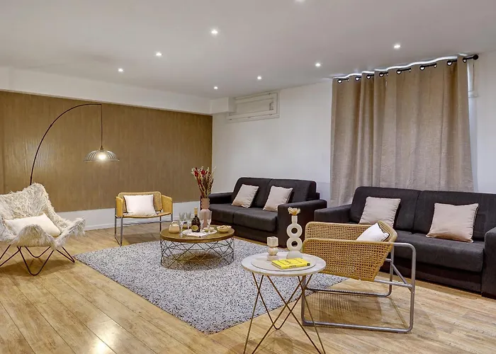 Havre D\'Elegance Pour 8 Personnes Au Coeur De Paris